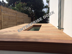 Terrasse en bois avec puit de lumiaire